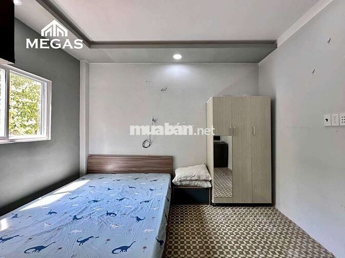 TẠI NGUYỄN CHÍ THANH PHÒNG THẬT GIÁ THẬT KHÔNG CHỐT THÌ BỊ NGKHAC LỤM