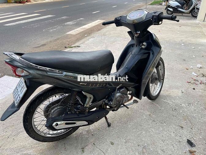 Yamaha Sirius màu Xám