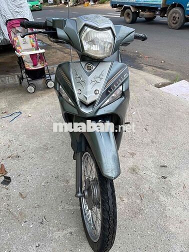 Yamaha Sirius màu Xám