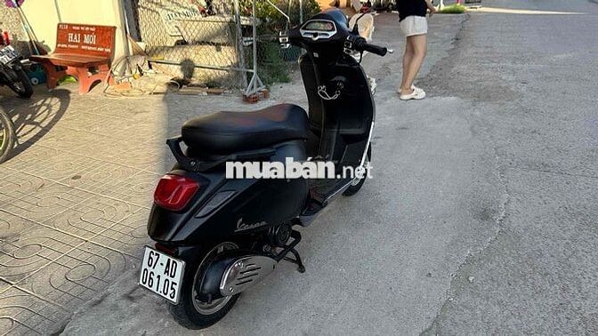 Vespa 50cc 2022 Đen nhám ( hỗ trợ góp )
