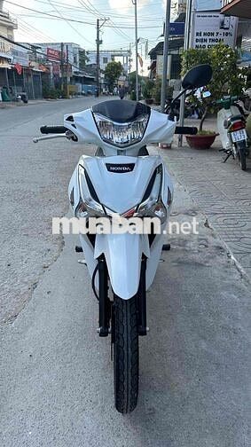 Honda Future fi 2025 Trắng đen ( hỗ trợ góp )