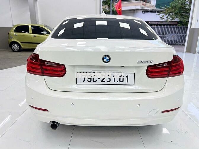 BMW 320i 2013 Trắng