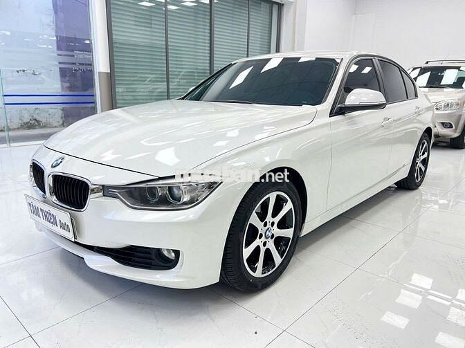 BMW 320i 2013 Trắng