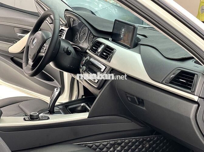 BMW 320i 2013 Trắng