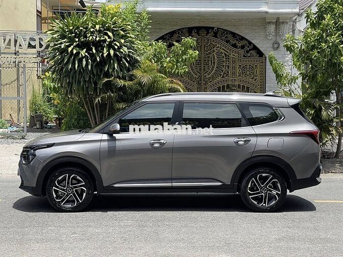 Kia Carens Luxury 2025 Siêu Đẹp Nilon Chưa Bóc