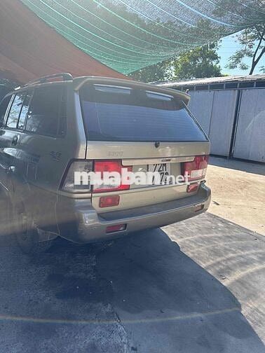 SsangYong Musso Vàng cát