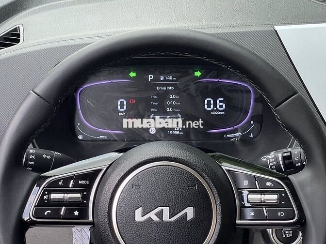 Kia Carens Luxury 2025 Siêu Đẹp Nilon Chưa Bóc