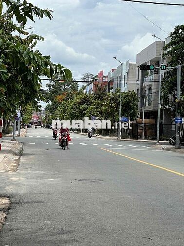 hợp tác mặt bằng cùng kinh doanh hoặc mở văn phòng