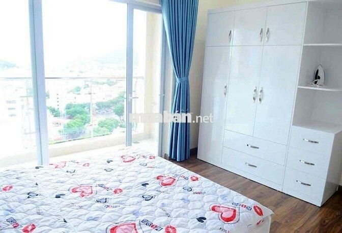 Cho thuê căn hộ 2PN 74m2 góc đẹp Goldsea Vũng Tàu