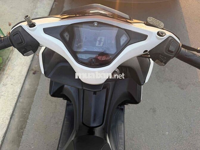 Yamaha NVX 155 Smartkey Bstp mới 90%
