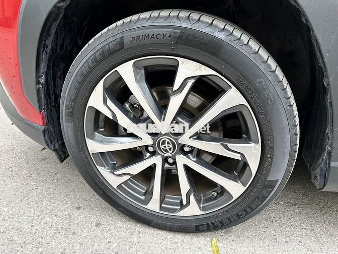 Toyota Corolla Cross V 2022 Đỏ 25015 km