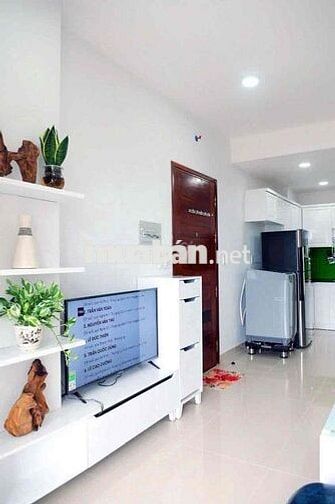 Cho thuê căn hộ 2PN 74m2 góc đẹp Goldsea Vũng Tàu