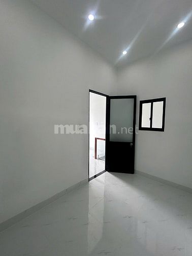 CHÍNH CHỦ GỬI NHÀ MỚI XÂY 5XX TRIỆU - 1 TRỆT 1 LẦU 2PN