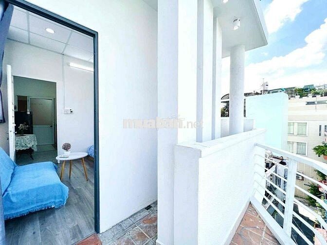 CHO THUÊ CHDV FULL NỘI THẤT 2 PHÒNG NGỦ RỘNG 65m2  NGAY TRUNG TÂM