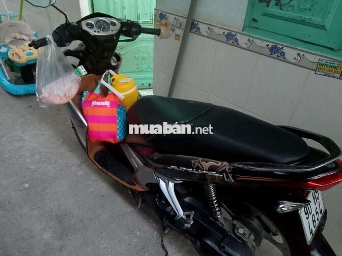 Yamaha Nouvo LX màu Nâu