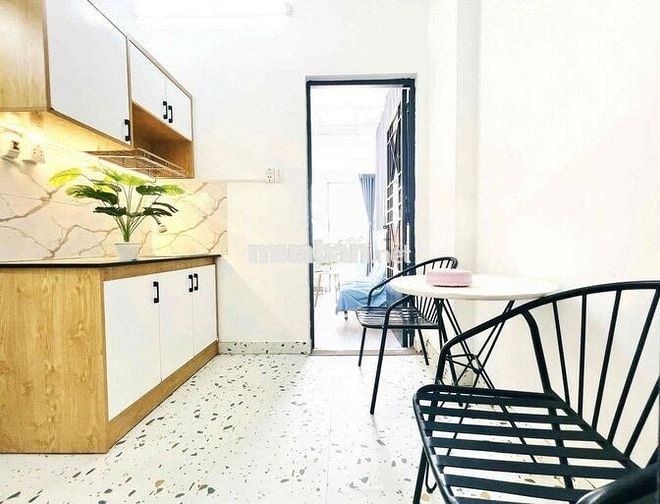 CHO THUÊ CHDV FULL NỘI THẤT 2 PHÒNG NGỦ RỘNG 65m2  NGAY TRUNG TÂM