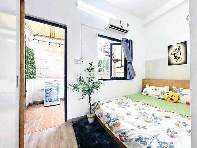 CHO THUÊ CHDV FULL NỘI THẤT 2 PHÒNG NGỦ RỘNG 65m2  NGAY TRUNG TÂM