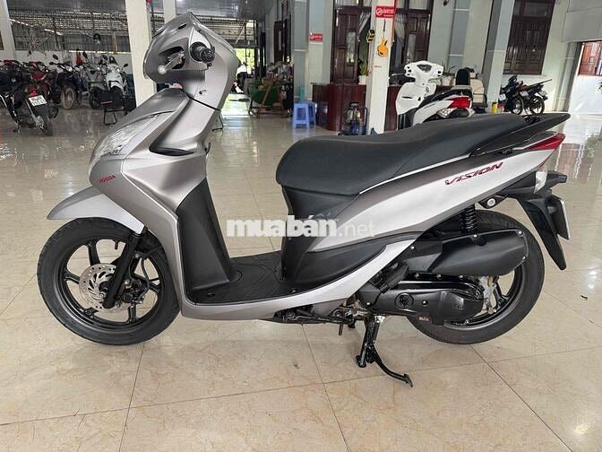 Honda Vision 2014 màu Bạc