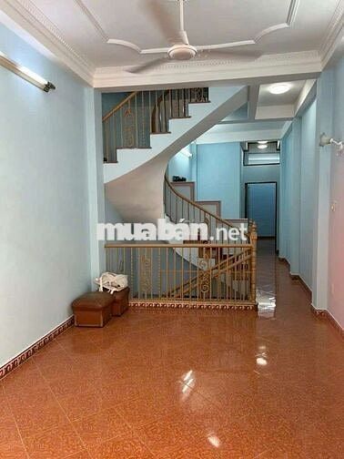 nhà mới 3pn tr 2 lầu st Trần Văn đang p9 Q3