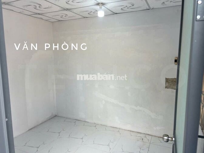 Kho xưởng bãi 400 m² kho xây dựng 300 m² có hệ thống báo cháy