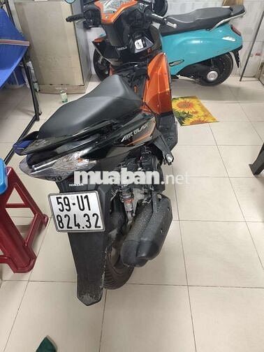 Honda Air Blade Cam đen