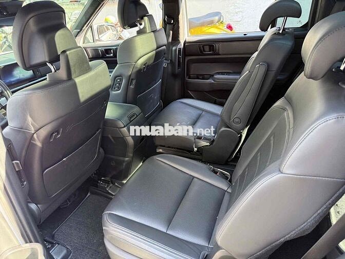Hyundai SantaFe Calligraphy 2024 Turbo cao cấp