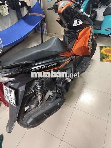 Honda Air Blade Cam đen