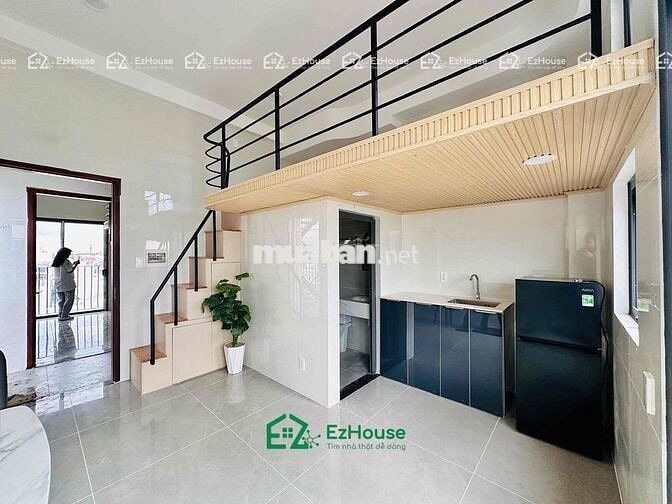 duplex ban công - gác cao 2M - Ngay đại học Văn Hiến