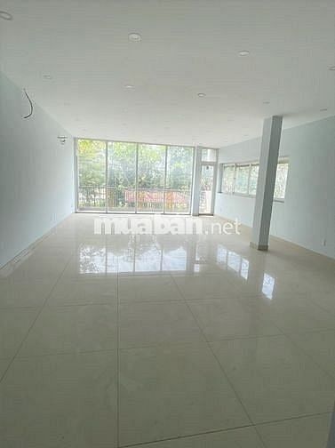 Cho thuê nhà Nguyên Căn mặt tiền 211 Đồng Văn Cống, P. Thạnh Mỹ Lợi