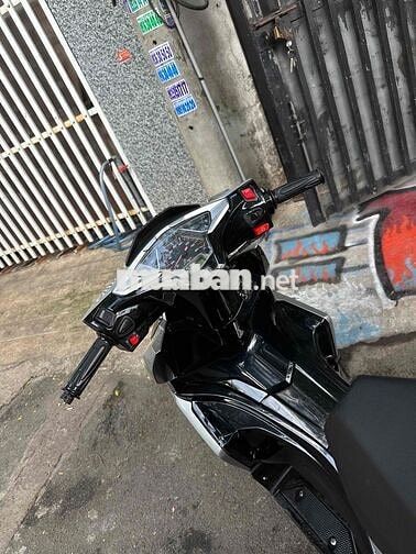 Honda Air Blade Bạc