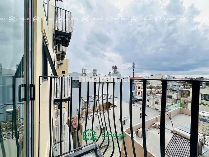 duplex ban công - gác cao 2M - Ngay đại học Văn Hiến