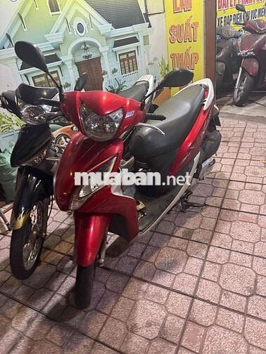 Honda Vision màu Đỏ