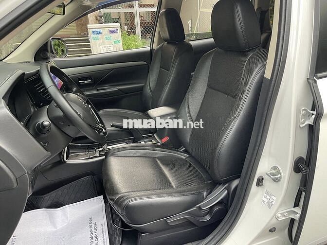 Mitsubishi Outlander 2.0 CVT 2019 Cực Ngon Bổ Rẻ
