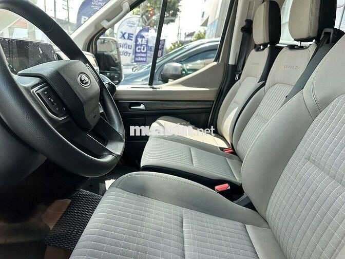 Ford Transit 2024 Cao cấp Nâu, bảo hành 2027