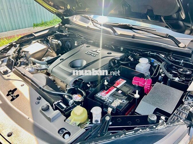 Mitsubishi Pajero Sport 2023 Đen