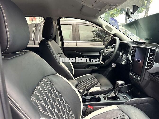 Ford Ranger XLS 2023, bảo hành 2027, vay 75%