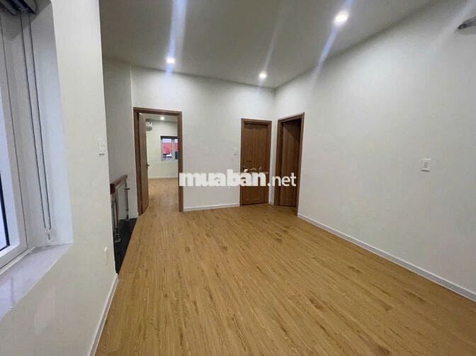 CHO THUÊ TẦNG 1 SÂN VƯỜN PHƯỜNG LONG BÌNH TÂN GIÁ 7 TRIỆU