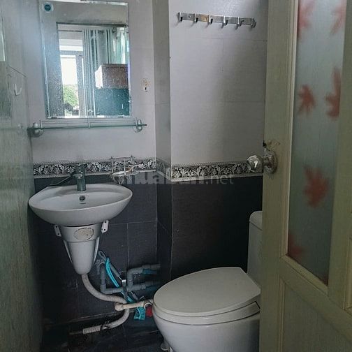 Cho thuê phòng 4,8 triệu/tháng, 25m2, bếp, ban công, Hồ Biểu Chánh PN