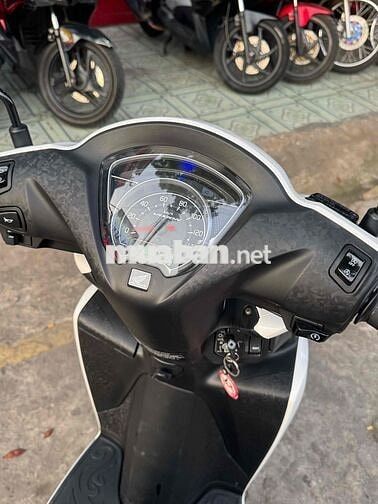 Honda Vision 2025 Trắng 400km