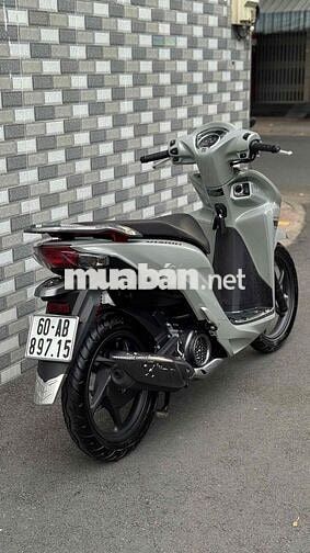 Honda Vision 2025 Xám xi măng 5000km