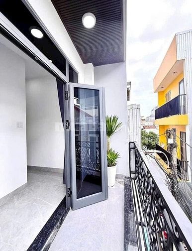 chính chủ bán gấp nhà Thành Thái giá 4 tỷ 250 - 44m2 (2PN, 2WC)
