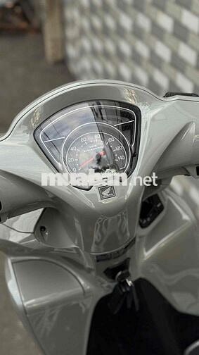 Honda Vision 2025 Xám xi măng 5000km