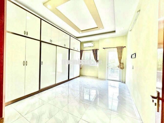 Nhà 1 Trệt 3 Lầu 4PN 4x20m Mặt Tiền Đường Số Chợ Tân Mỹ Quận 7