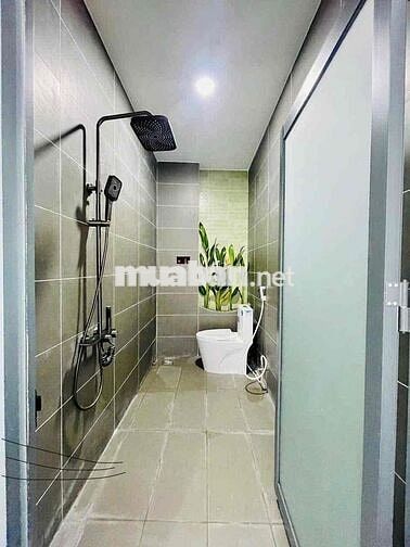 Nhà xây hiện đại, gần cây xăng 26 giá rẻ hơn thị trường 40% có sổ