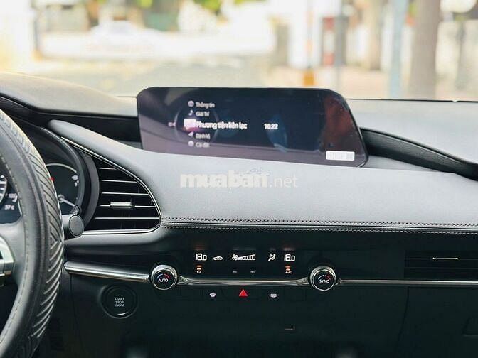 Mazda 3 2020 1.5 Luxury Trắng 3.900km