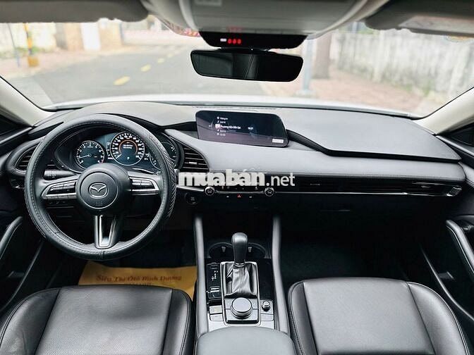 Mazda 3 2020 1.5 Luxury Trắng 3.900km
