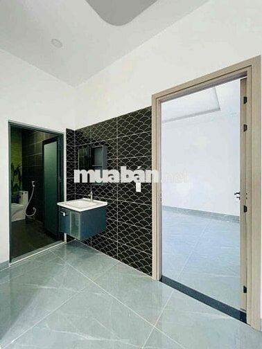 Nhà xây hiện đại, gần cây xăng 26 giá rẻ hơn thị trường 40% có sổ