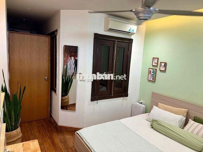Phòng gần chợ Bà Chiểu có ban công, WC riêng, có bếp