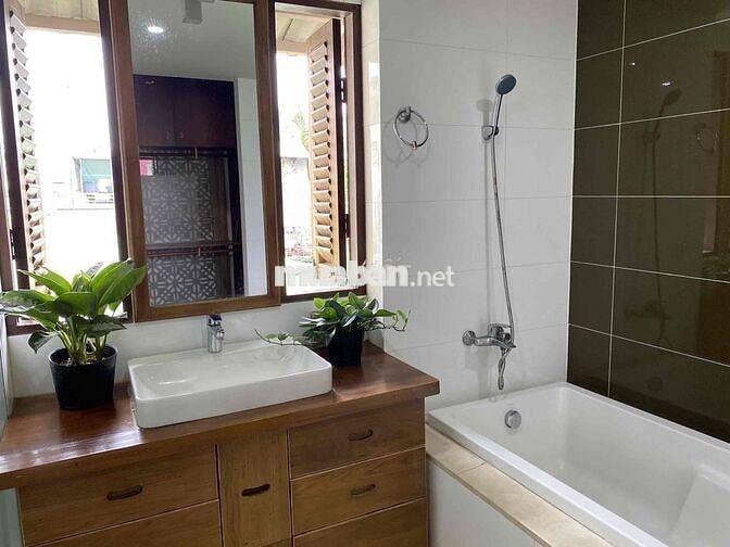 Phòng gần chợ Bà Chiểu có ban công, WC riêng, có bếp