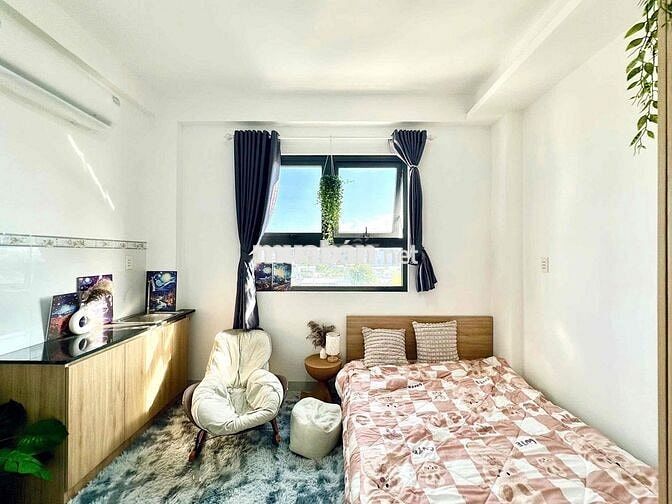 Phòng Cửa Sổ Lớn Đầy Đủ Nội Thất Mới Tinh Ngay Vườn Lài - APĐ